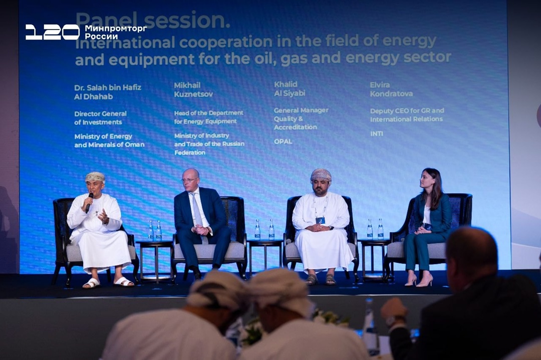 Оман нарастит закупки российского нефтегазового оборудования