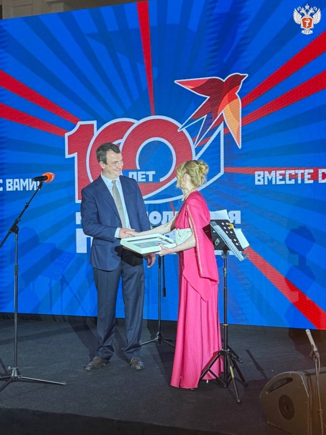 Михаил Мурашко поздравил коллектив редакции газеты «Комсомольская правда» со 100-летним юбилеем