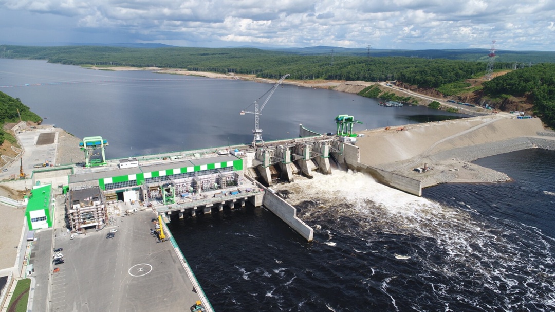 Дальневосточное управление Ростехнадзора провело проверку гидротехнических сооружений I класса Бурейской и Нижне-Бурейской ГЭС.