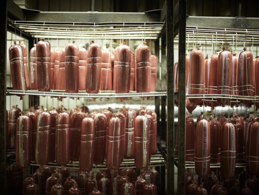 «Останкинский мясоперерабатывающий комбинат» (ОМПК) может быть продан — его владельцы возобновили соответствующие переговоры, пишет «Коммерсантъ» со ссылкой на…