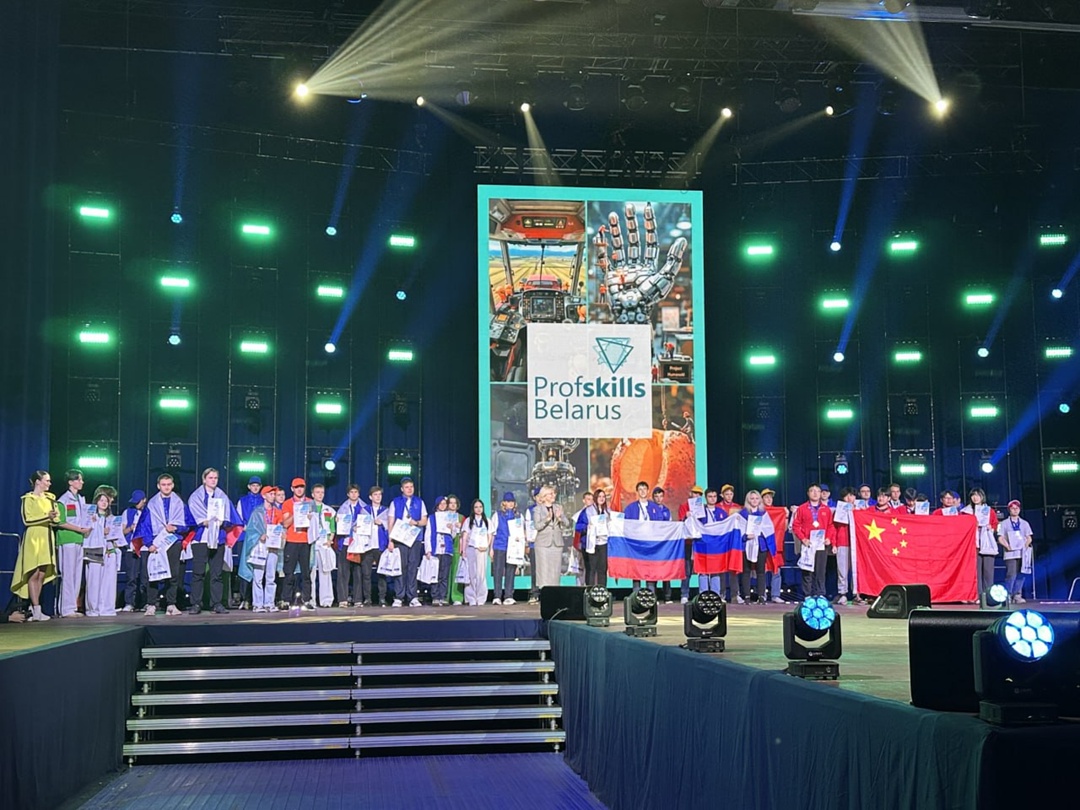 Дмитрий Чернышенко: Более 30 медалей завоевали российские участники на конкурсе профессионального мастерства в Белоруссии