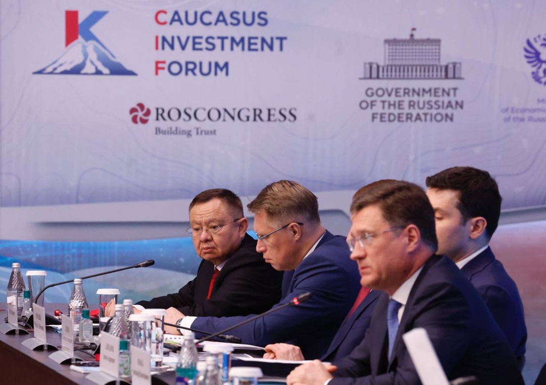 Министр строительства и ЖКХ РФ Ирек Файзуллин принял участие в совещании с членами Правительственной комиссии по вопросам социально-экономического развития…