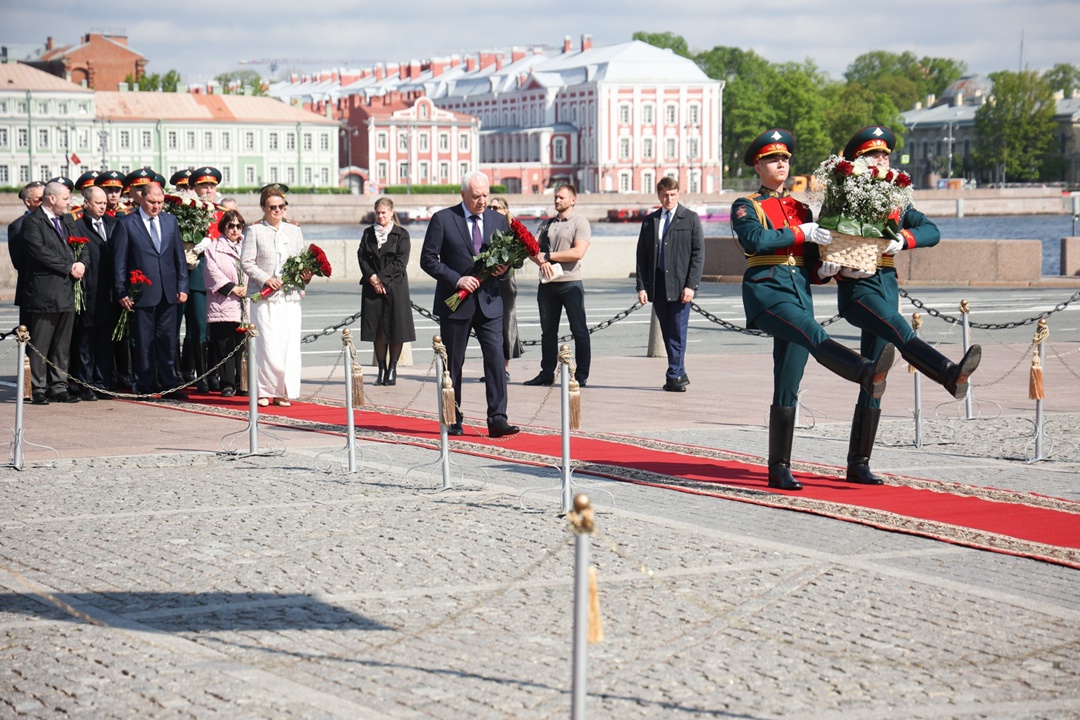 Председатель Совета Федерации Валентина Матвиенко приняла участие в торжественных мероприятиях в честь 322-летия Санкт-Петербурга