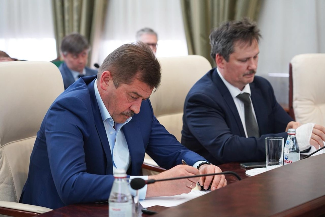 В Ростехнадзоре прошло оперативное совещание под председательством Руководителя Службы Александра Трембицкого