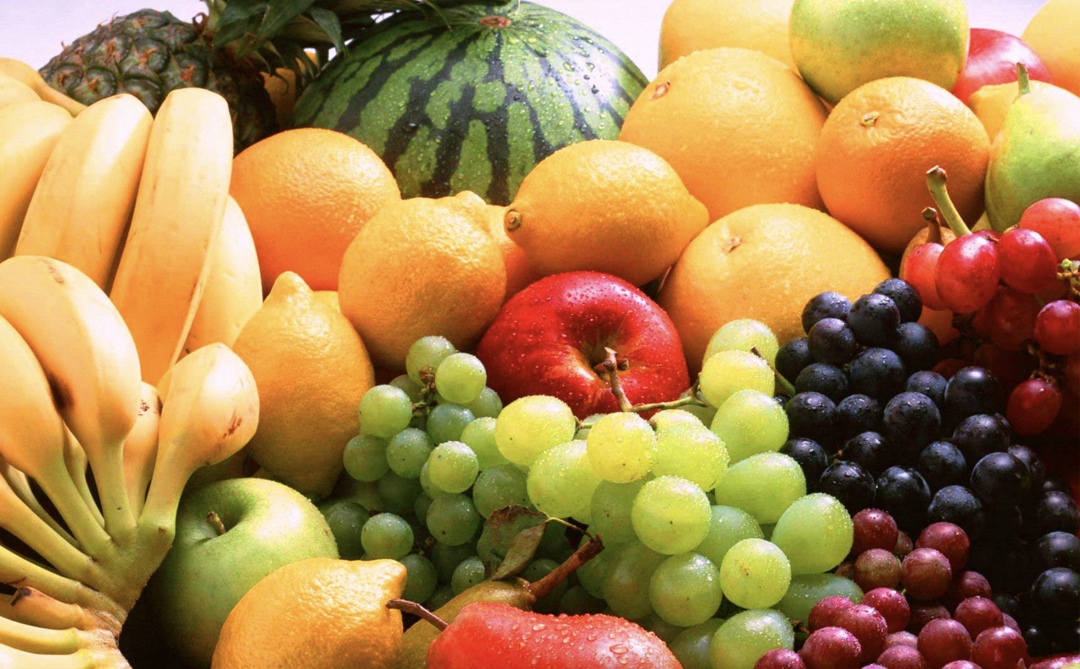 В январе—апреле средний чек при покупке фруктов и ягод составил 306 руб., увеличившись на 26% год к году, подсчитали аналитики «Чек Индекса» компании…