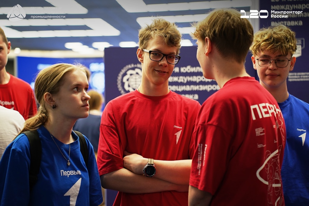 Школьники и студенты погрузились в мир будущего на выставке «Металлообработка-2025»
