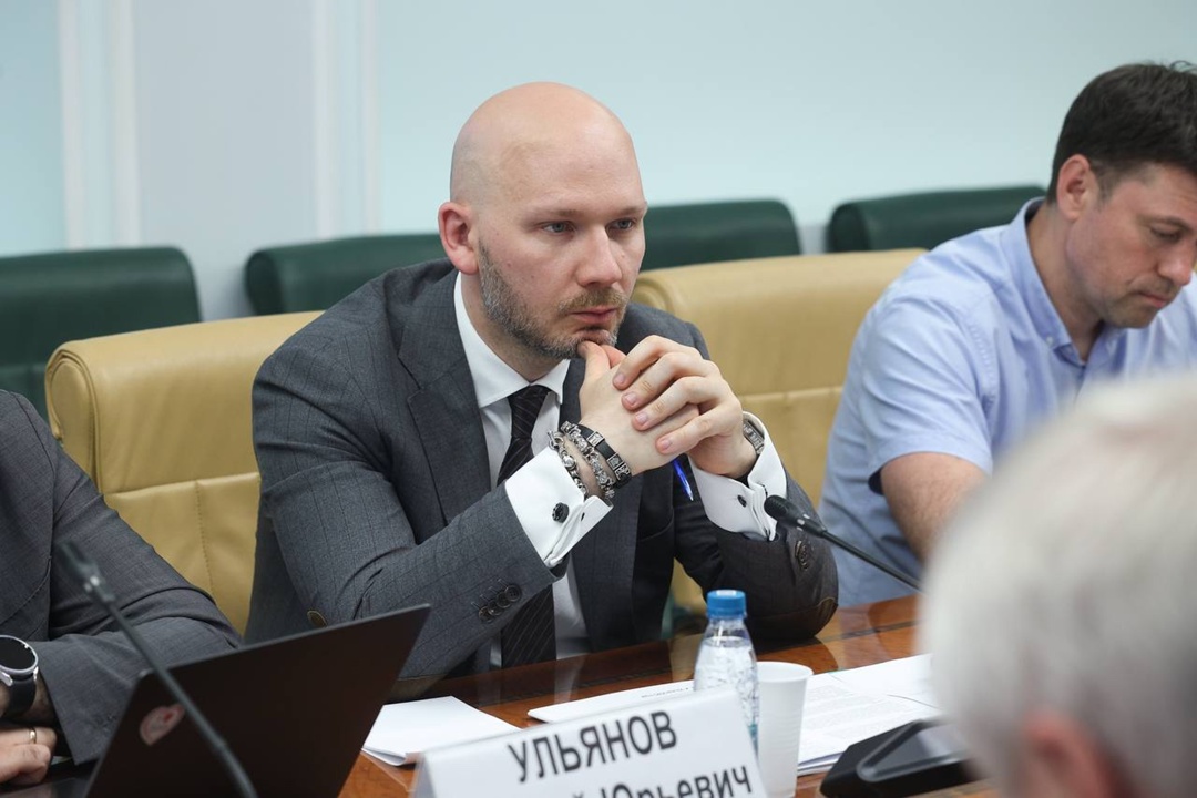 Актуальные вопросы проведения ОСС в многоквартирных домах обсудили в Совете Федерации РФ