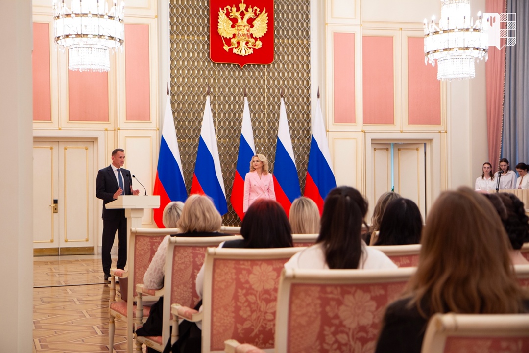 Татьяна Голикова наградила победителей I всероссийского конкурса «Школа#безОбид»