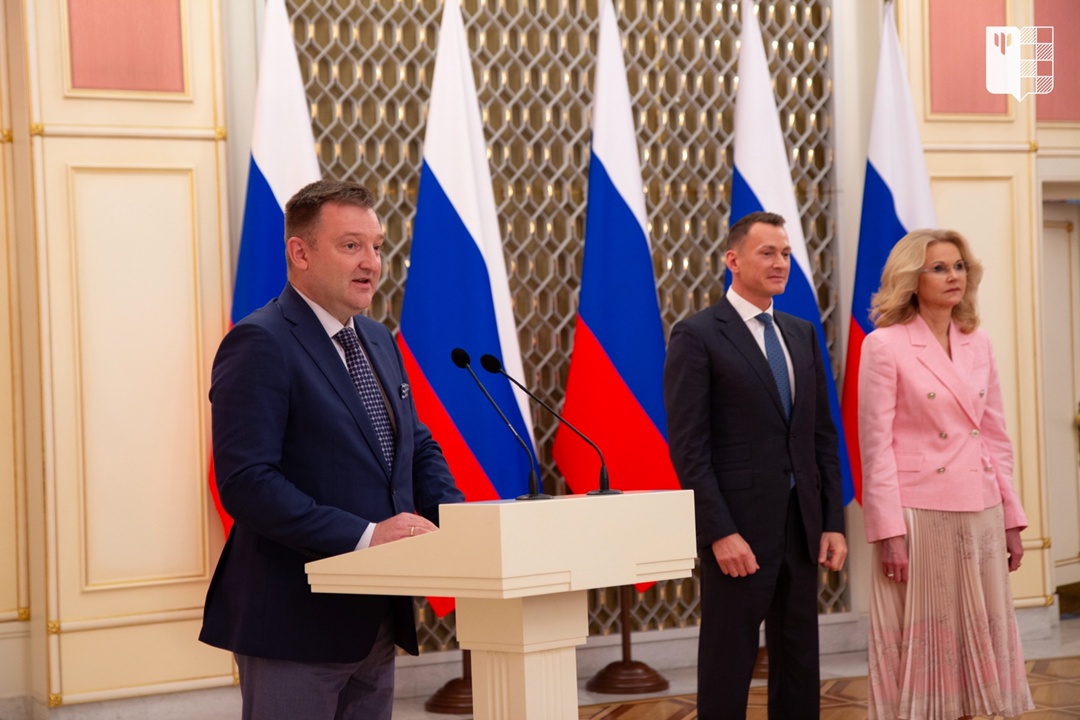 Татьяна Голикова наградила победителей I всероссийского конкурса «Школа#безОбид»