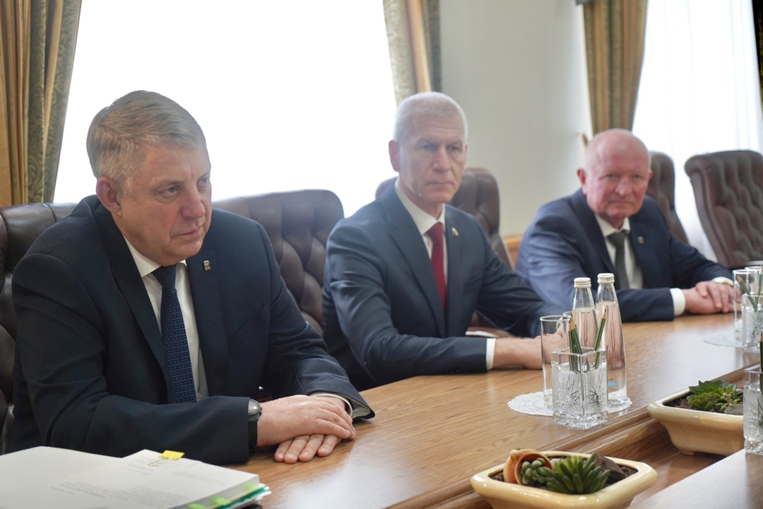 Оксана Лут обсудила развитие АПК Брянской области с Александром Богомазом