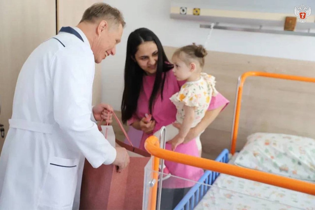 Михаил Мурашко: Смертность детей в России снизилась более чем в два раза