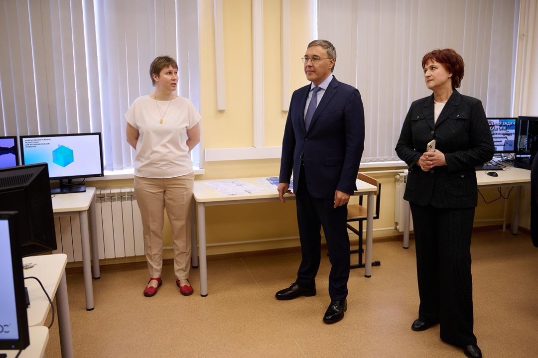 Глава Минобрнауки Валерий Фальков ознакомился с инфраструктурой Саровского физико-технического института НИЯУ МИФИ