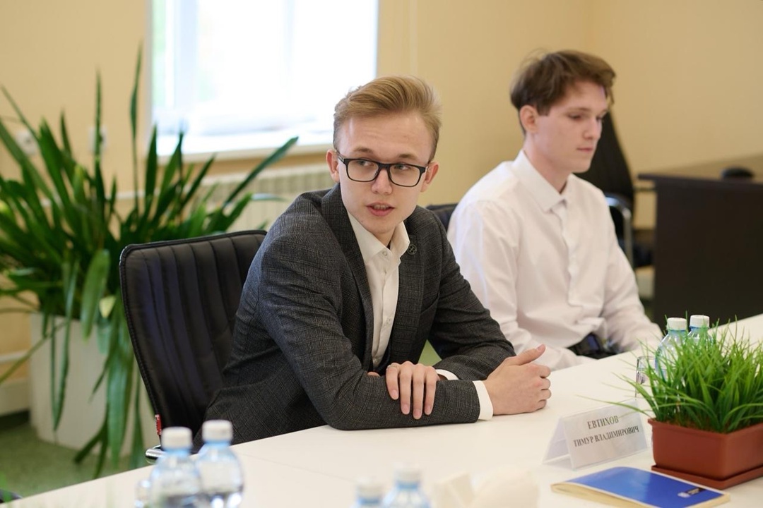 Глава Минобрнауки Валерий Фальков ознакомился с инфраструктурой Саровского физико-технического института НИЯУ МИФИ