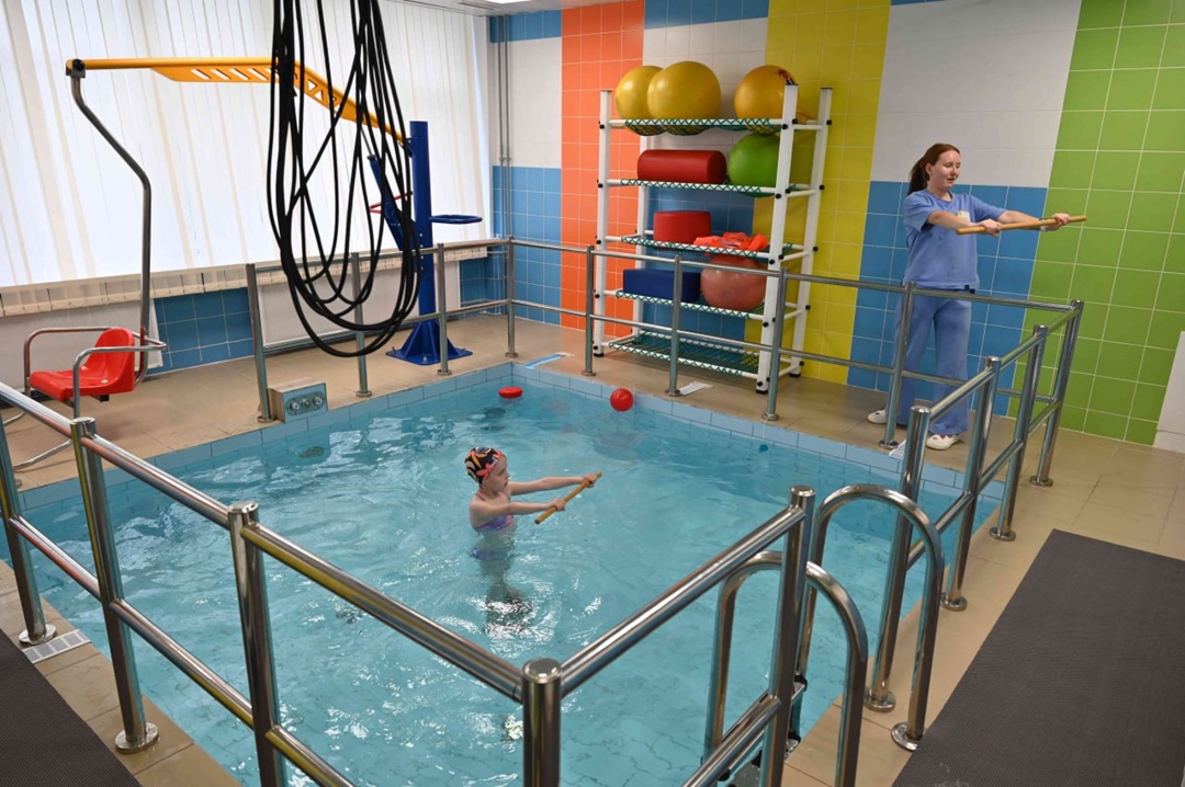 По поручению Михаила Мишустина проведена реконструкция филиала реабилитационного центра для детей и подростков с ограниченными возможностями «Адели» в Глазове