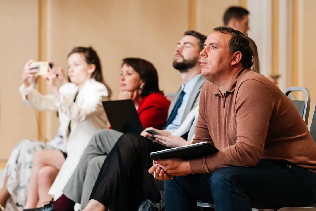 Минстрой России провел сессию по повышению эффективности комплекса ЖКХ на конференции «Цифровая индустрия промышленной России»