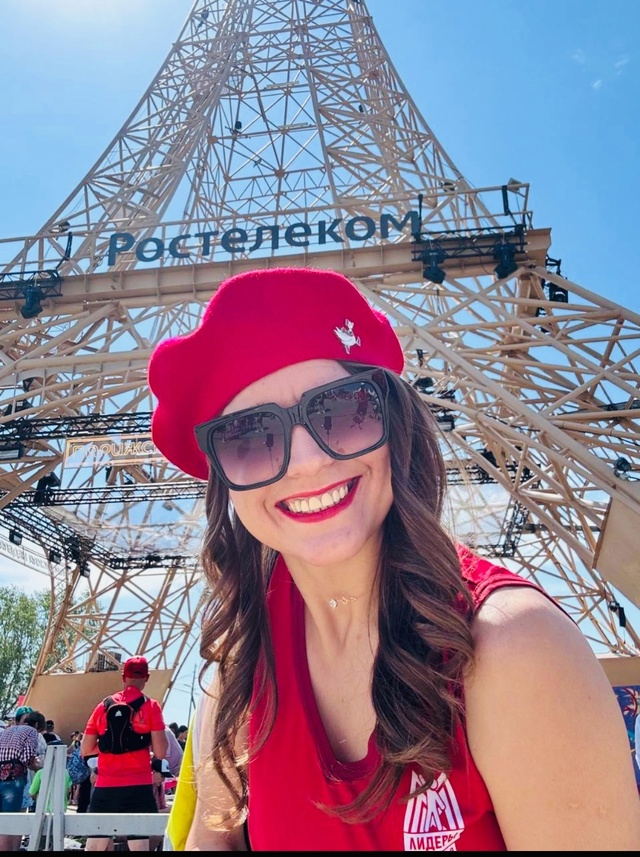 Парижская жара и стальной характер!