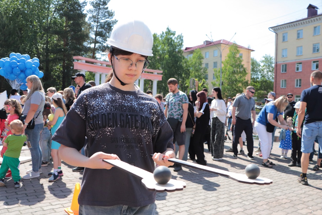 Воздушные шары, карусели и море детского смеха!