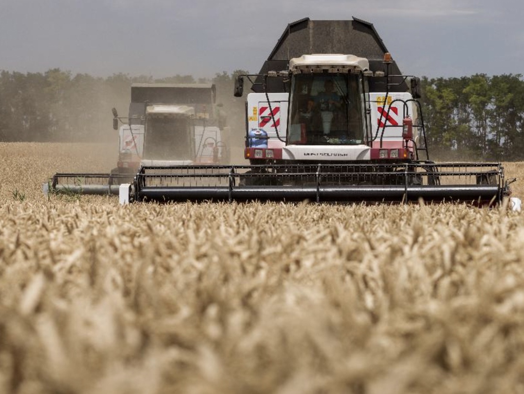 Продажи российской сельхозтехники в январе-апреле снизились на 32% в стоимостном выражении, сообщила ассоциация «Росспецмаш». «Отечественные предприятия…