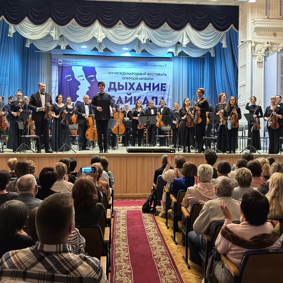 Если зрителям понравилась опера, они выражают свое восхищение возгласами «браво». Интересно, что на родине жанра — в Италии — «браво» подходит только для…