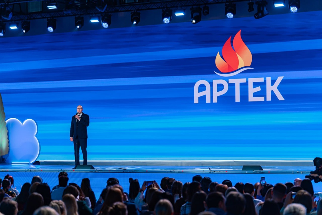 Дмитрий Чернышенко: «Артек» – эталон качества детского отдыха в России и во всем мире