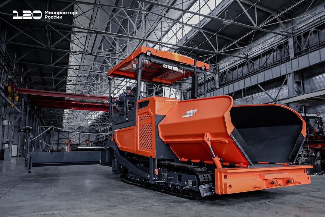 Российский асфальтоукладчик ДЕСНА 2100 — победитель конкурса «Инновации в строительной технике»