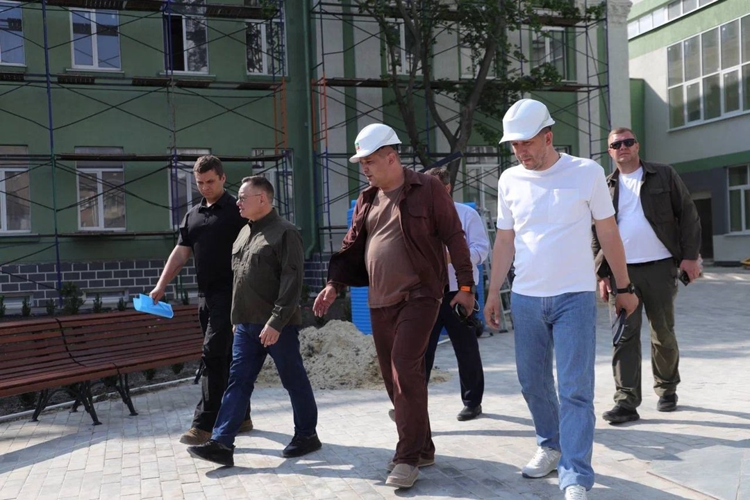 Министр строительства и ЖКХ РФ Ирек Файзуллин оценил ход работ в Мелитопольском государственном университете