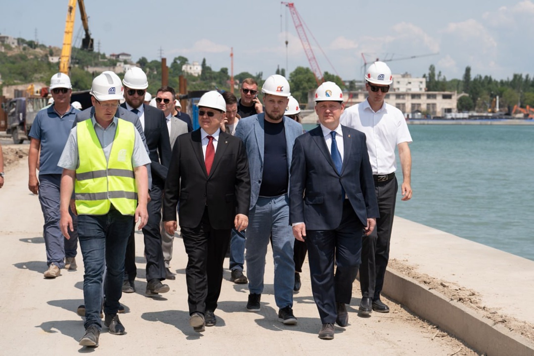 Глава Минстроя Ирек Файзуллин посетил Республику Крым, Севастополь и воссоединенные регионы