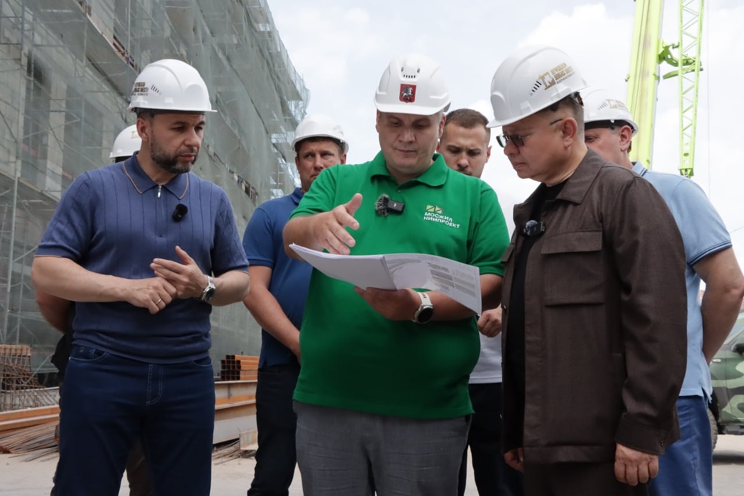 Глава Минстроя Ирек Файзуллин посетил Республику Крым, Севастополь и воссоединенные регионы