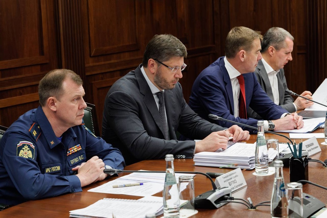 Состоялось совещание по вопросу разминирования и последующего восстановления объектов жилья и инфраструктуры в приграничных территориях