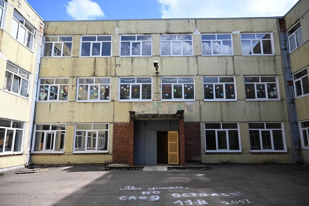 Министр строительства и ЖКХ РФ Ирек Файзуллин совместно с Главой ДНР Денисом Пушилиным осмотрели социальные объекты Донецка, подлежащие восстановлению