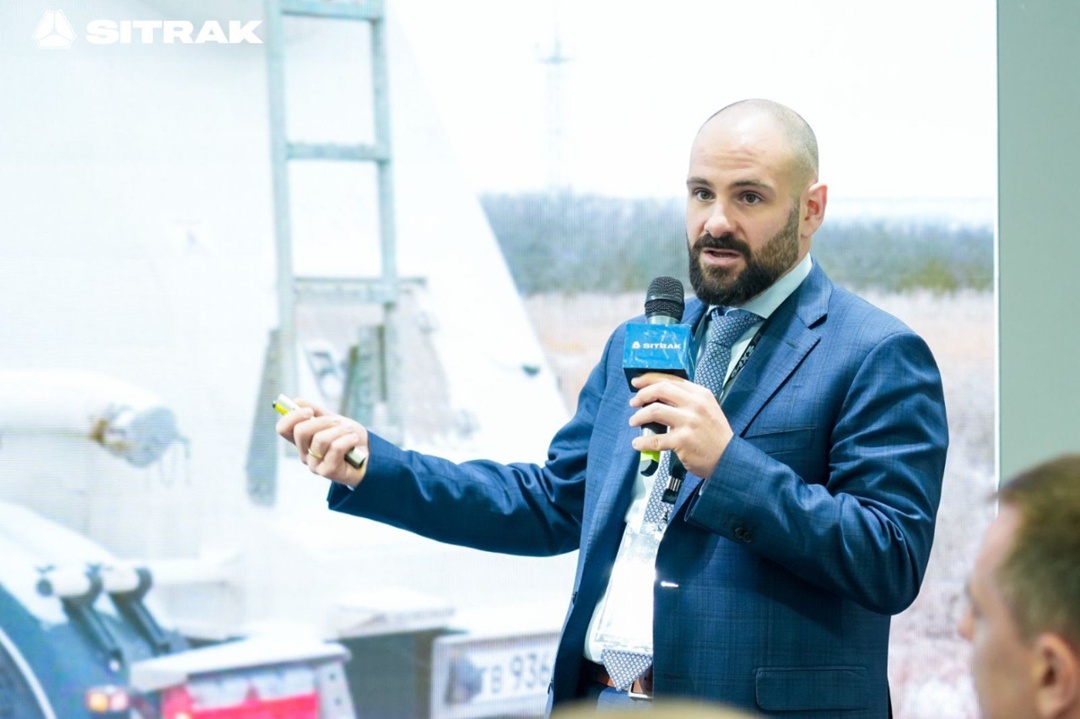 В рамках выставки COMVEX прошла деловая программа «НОВАТЭК и SINOTRUK: опыт эксплуатации, перспективы и реальные выгоды развития рынка газовой техники».