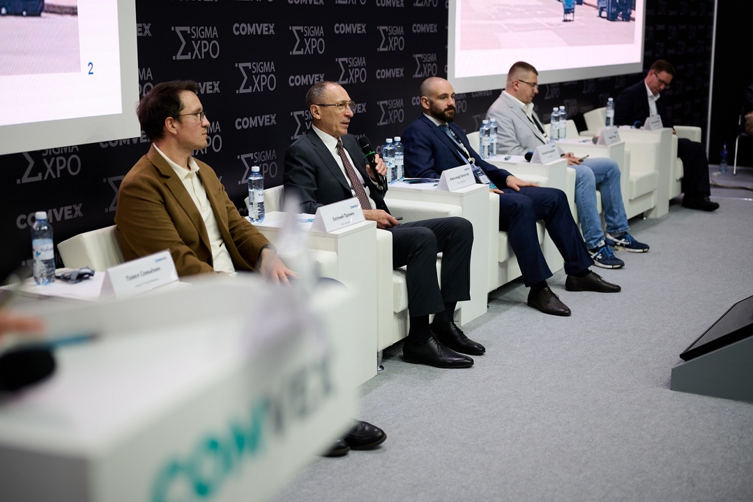 В рамках выставки COMVEX при участии компаний «НОВАТЭК» и КАМАЗ прошла сессия «СПГ как инструмент повышения эффективности автомобильных перевозок».