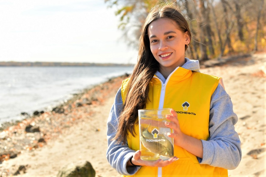 Зелёный курс «Роснефти» В 2024 году «зелёные инвестиции» «Роснефти» составили 74 млрд рублей. Делимся результатами экологических проектов.