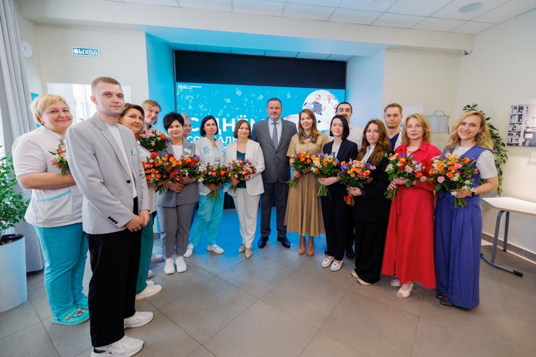 Глава Минтруда Антон Котяков в преддверии Дня социального работника посетил Московский научно-практический геронтопсихиатрический центр