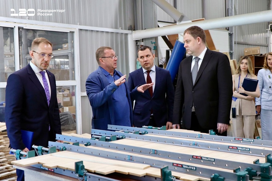 В Иркутске прошла выездная стажировка Минпромторга России «Федеральная практика»