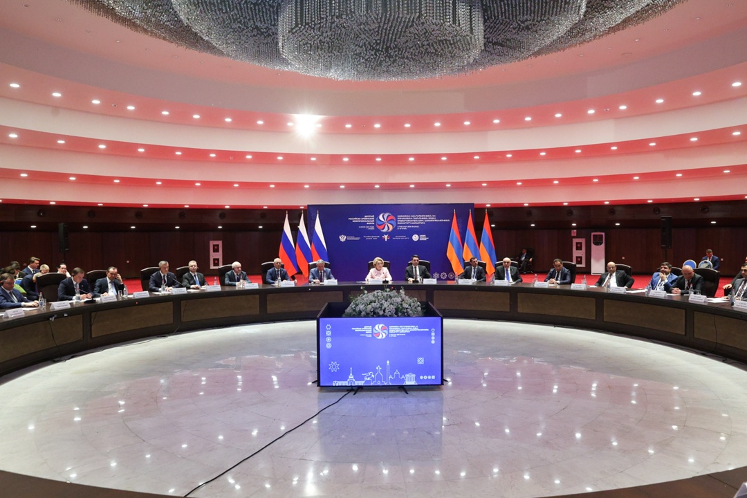 Валентина Матвиенко: Регионы России и Армении обладают значительным потенциалом для кооперации в промышленности и сельском хозяйстве