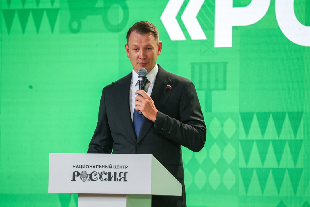 В рамках Форума тружеников села состоялась стратегическая сессия «Российское село: настоящее и будущее»