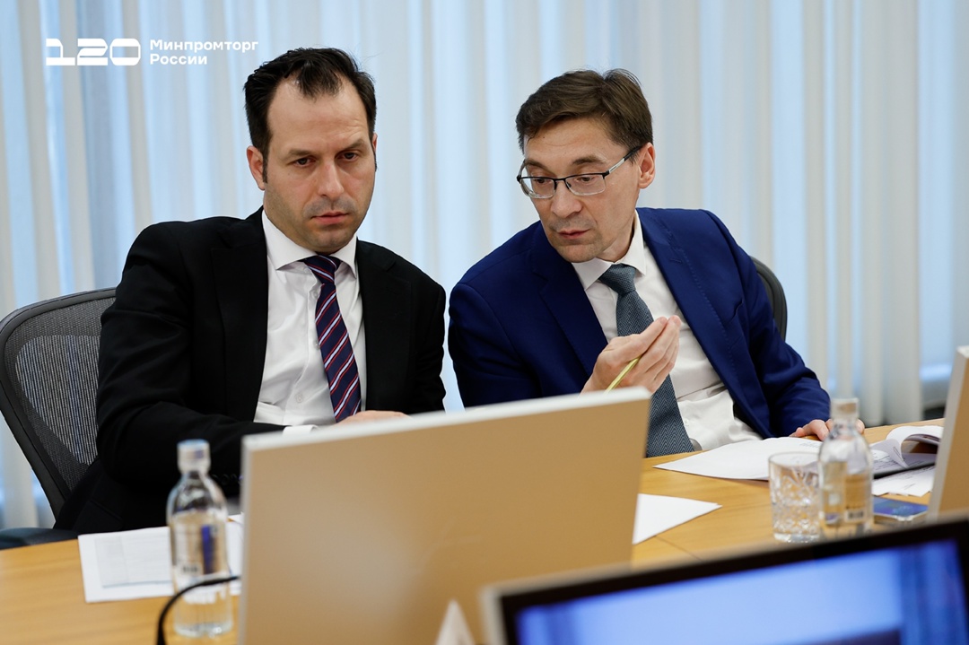 Антон Алиханов провёл заседание оргкомитета Международного технологического конгресса