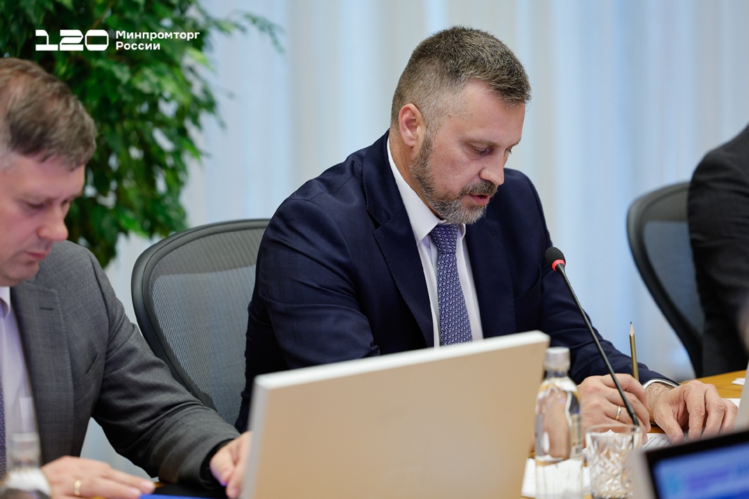 Антон Алиханов провёл заседание оргкомитета Международного технологического конгресса