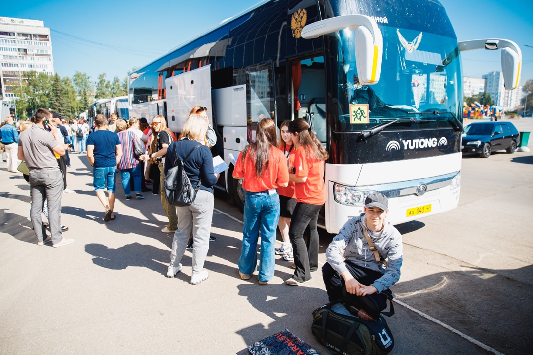 Более 2500 наших ребят отдохнут в лагерях и санаториях!