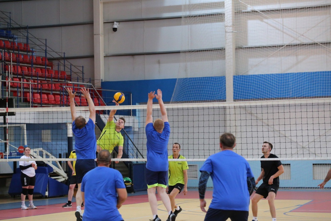 В пятницу в учебно-спортивном комплексе им