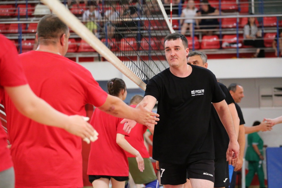 В пятницу в учебно-спортивном комплексе им