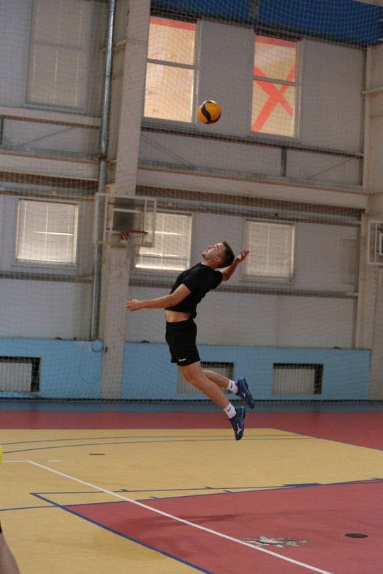 В пятницу в учебно-спортивном комплексе им