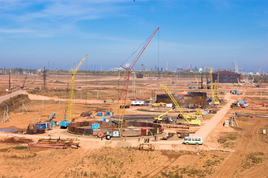 «ТАНЕКО» — 20 лет! Ровно 20 лет назад, 9 июня 2005 года, принято решение о строительстве нефтеперерабатывающего комплекса в Нижнекамске