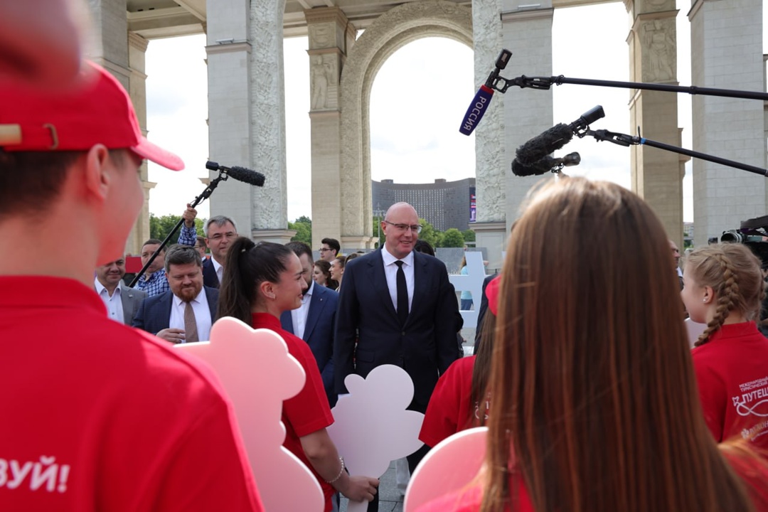 Дмитрий Чернышенко: В 55 регионах страны появятся около 11 тысяч новых номеров в модульных отелях