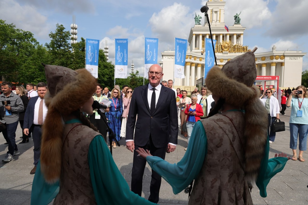 Дмитрий Чернышенко: В 55 регионах страны появятся около 11 тысяч новых номеров в модульных отелях