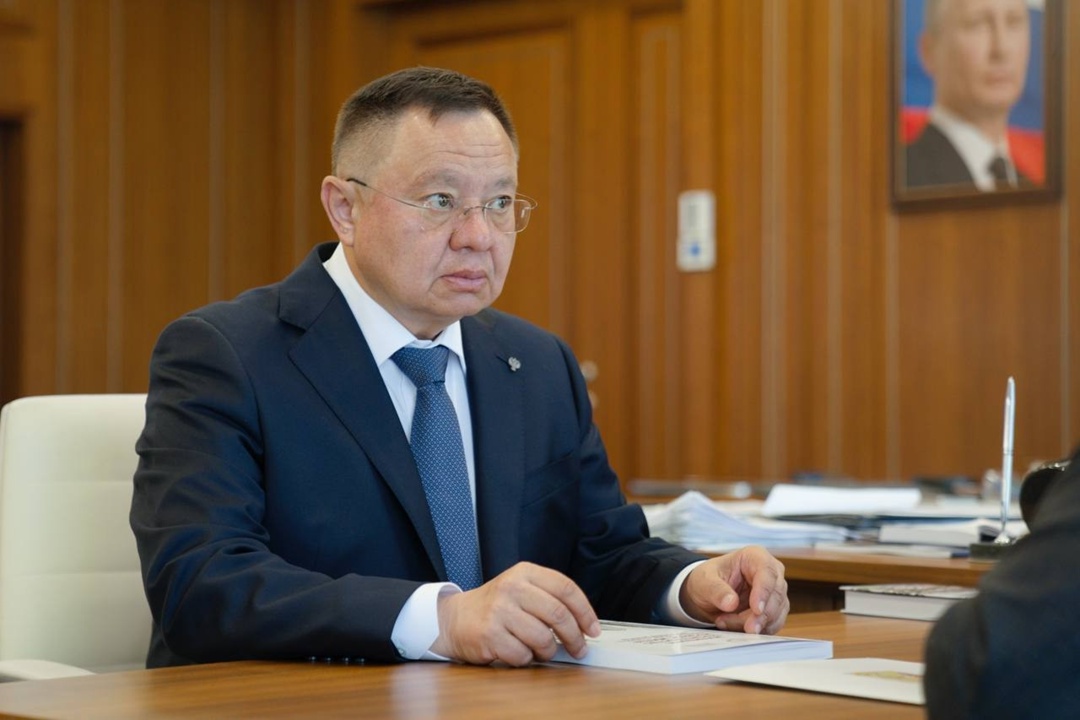 Министр строительства и ЖКХ РФ Ирек Файзуллин провел рабочую встречу с Губернатором Кировской области Александром Соколовым