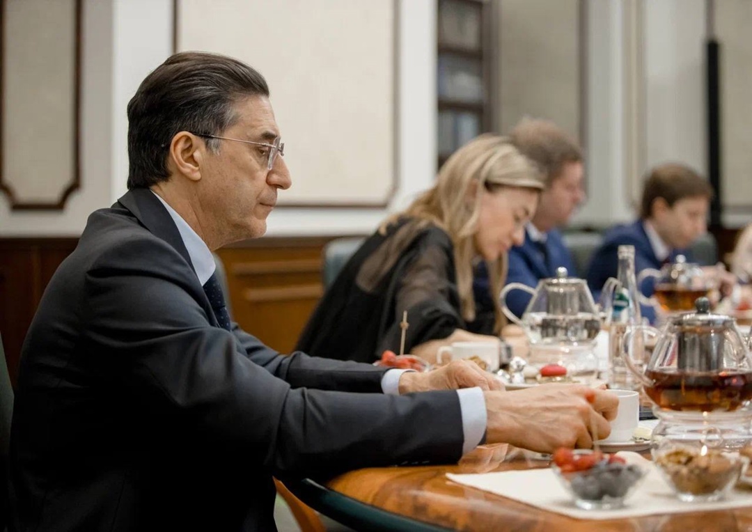 Совместили приятное с полезным — к нам на завтрак сегодня прибыли представители основных организаций инфраструктурной отрасли