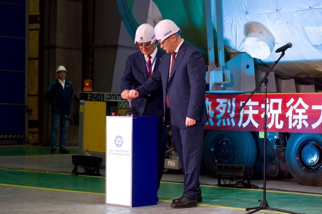 Завод «Петрозаводскмаш» (входит в машиностроительный дивизион «Росатома») отгрузил емкость системы аварийного охлаждения активной зоны для энергоблока № 4 АЭС…