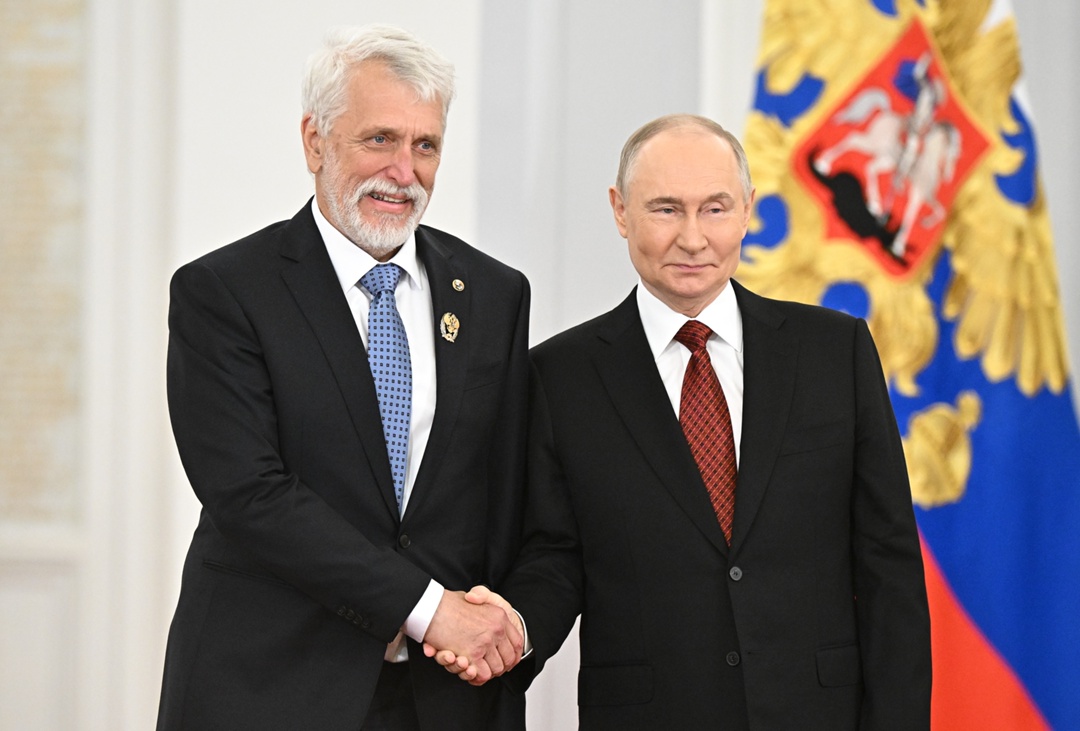 В Кремле состоялась церемония вручения медалей Героя Труда и Государственных премий